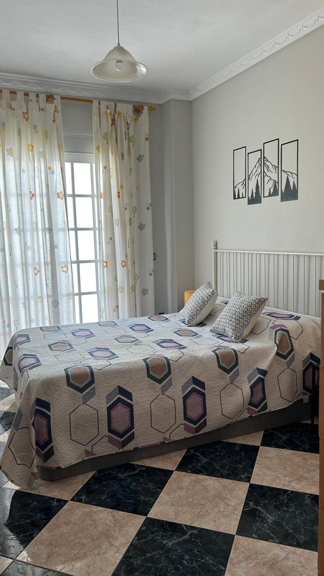 Apartamento Piso En Arenas De Velez *